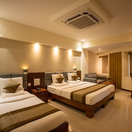 Metro Plaza Hotel Mangalore Exterior foto