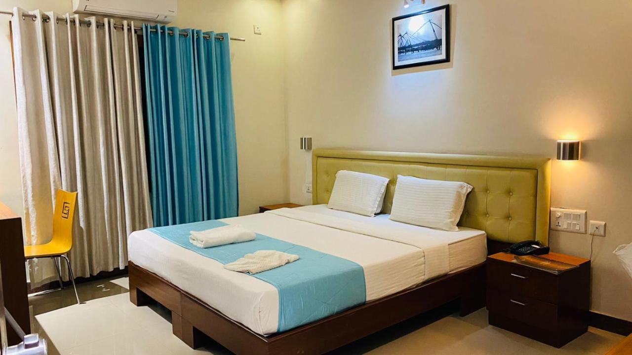 Metro Plaza Hotel Mangalore Exterior foto
