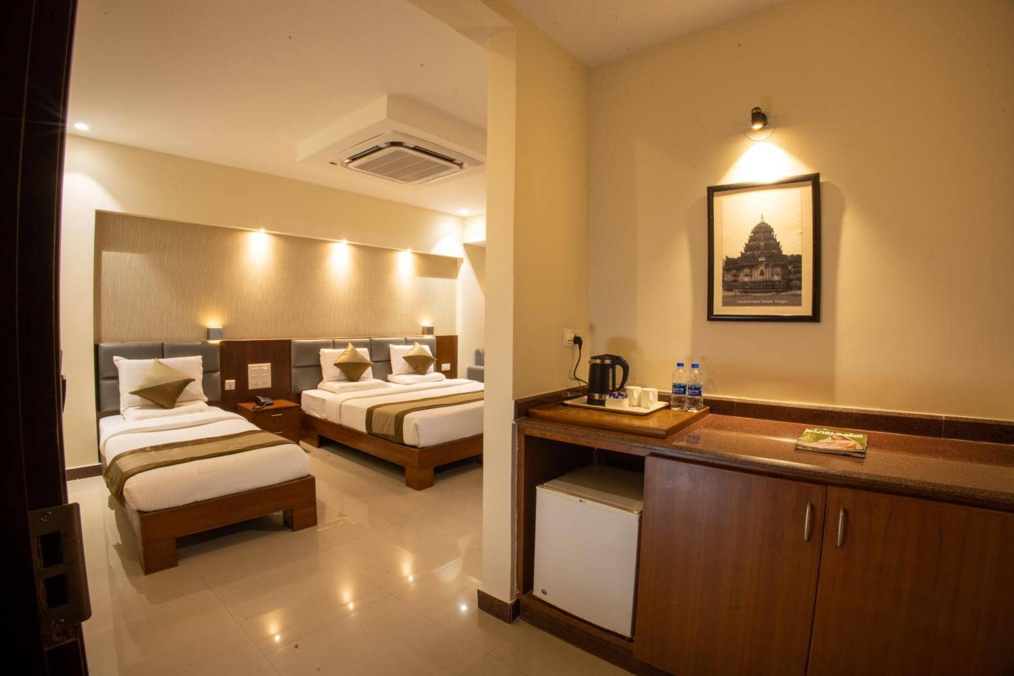 Metro Plaza Hotel Mangalore Exterior foto