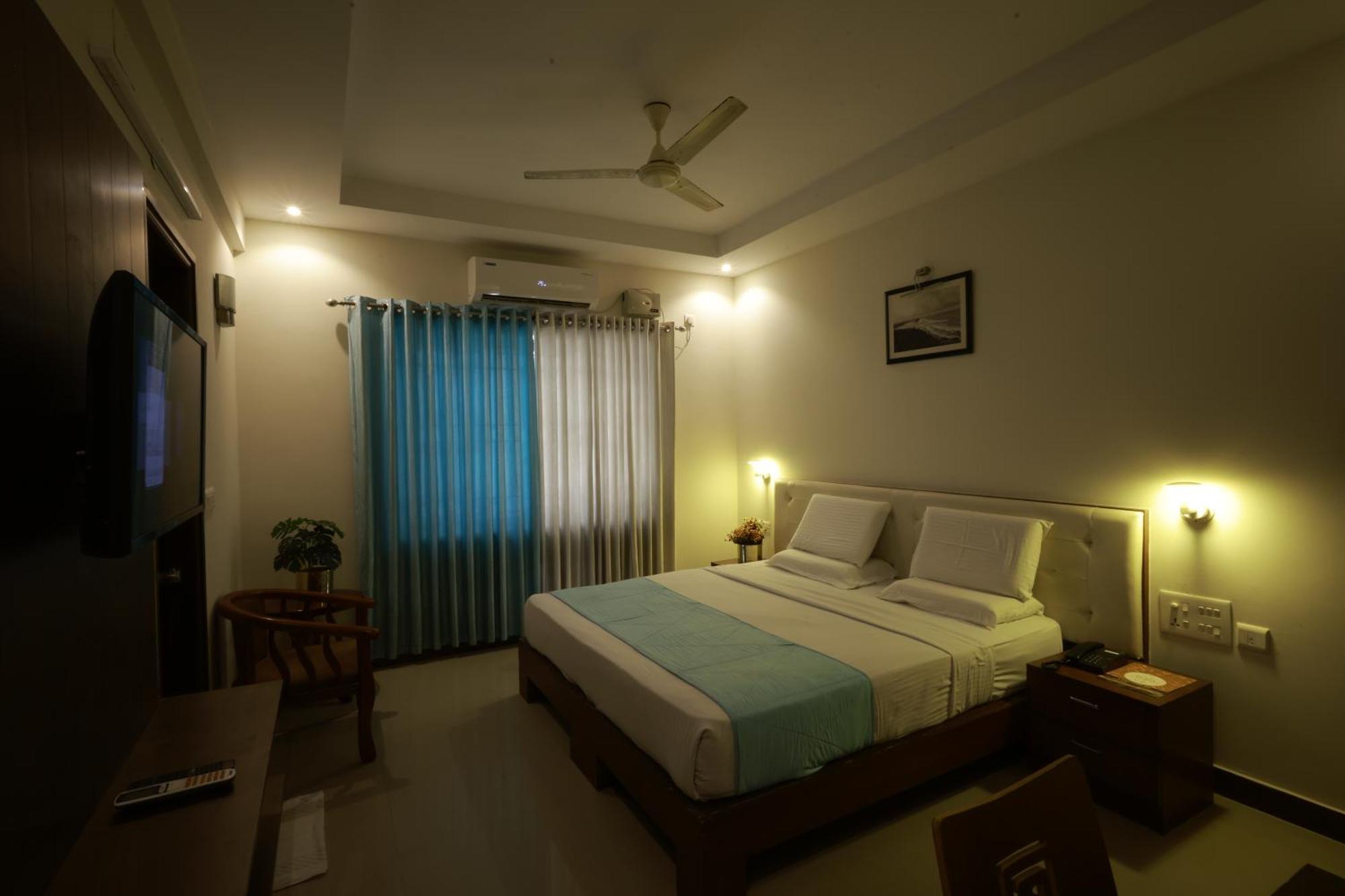 Metro Plaza Hotel Mangalore Exterior foto